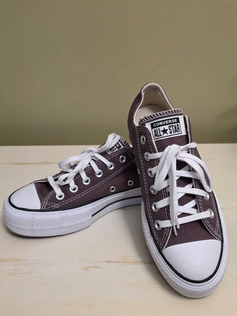 Converse | Chuck Taylor All Star Lift Platform Low-Top Sneakers Sz 7